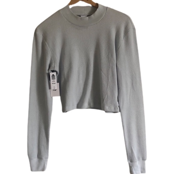 BNWT TNA cropped thermal in mirror blue - Picture 2 of 7